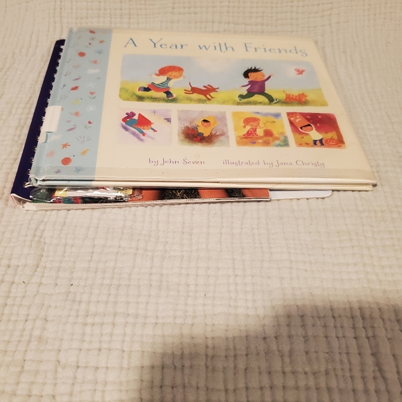 2 Friendship Books- Friendship Bracelets & A Year With Friends By John Seven - Picture 7 of 9